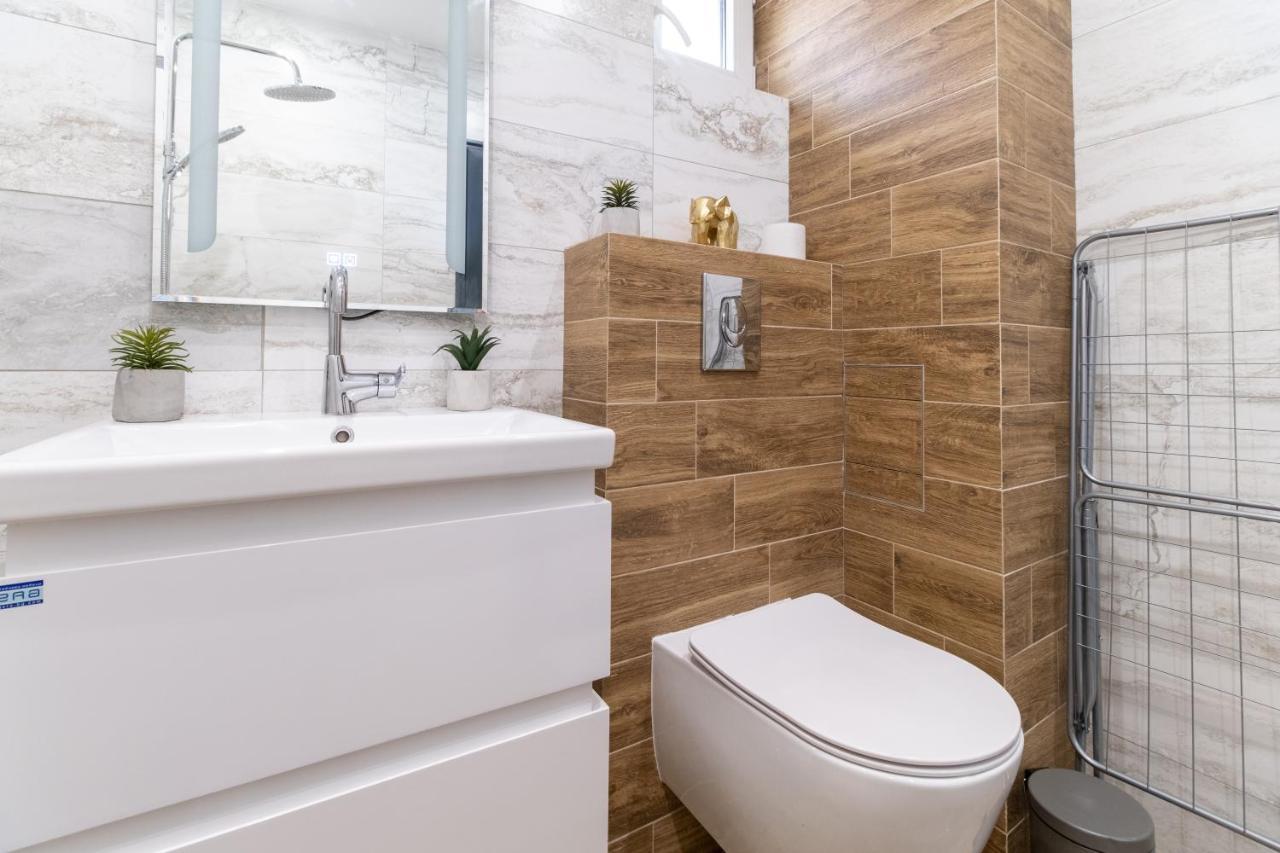 Chic 1Br Apartment With Balcony In Plovdiv Bagian luar foto